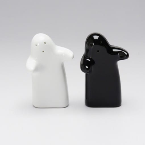 “ハグ” ソルト&ペッパーシェーカーズ