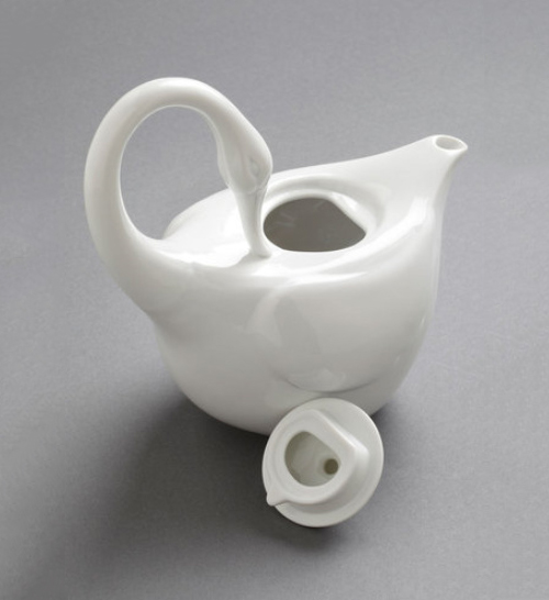 白鳥型ティーポット Swans Upon a Time Tea Pot