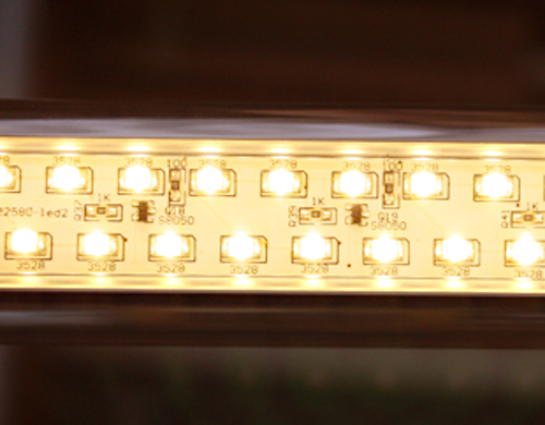 プエブコ LED ストライダー