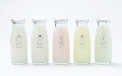 牛乳瓶に入った消臭芳香剤