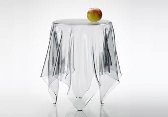 essey Illusion (エッセイ イリュージョン) サイドテーブル