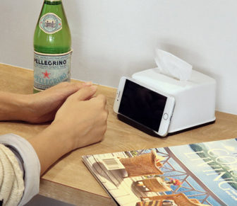 スマートフォンホルダー付ティッシュケース