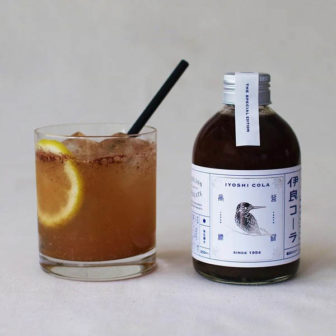 カカオコーラ「魔法のシロップ」