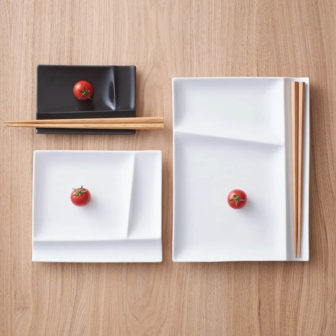 お箸が置けるパレット皿