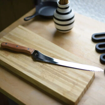 つばめのパンナイフ