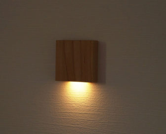 CALM（カーム）センサーライト コードレス常夜灯